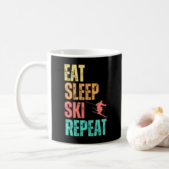 Mug Répéter le ski du sommeil (Avec donut)