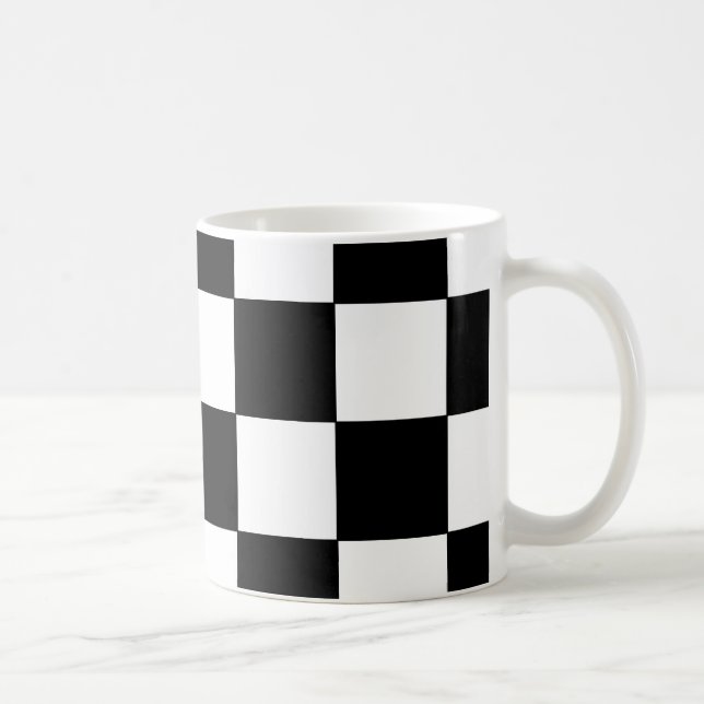 Mug Rétro hippie de damier noir et blanc (Droite)