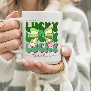 Mug Rétro One Prof lucky avec un nœud papillon crayon