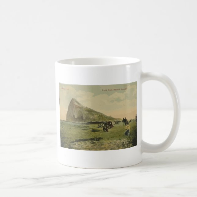 Mug Roche du Gibraltar de la terre neutre, cru (Droite)