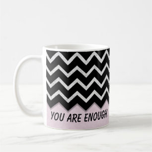 Mug rose vif avec chevron noir