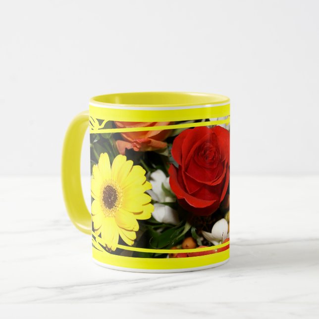 Mug Roses colorés et marguerites Bouquet floral (Devant gauche)