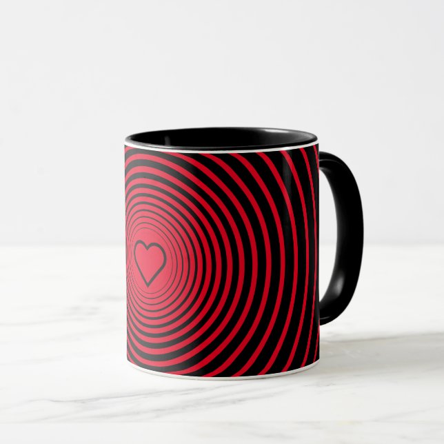 Mug rouge noir avec Cercles d'amour du coeur (Devant droit)