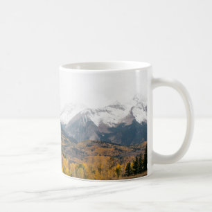 Mug Route pittoresque à travers les couleurs et les mo