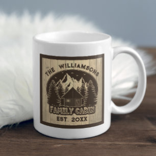 Mug Rustic Wood Famille Cabine Accueil Nom Brown Keeps