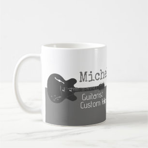 Mug sa moitié professionnelle (guitariste) mi-grise mi