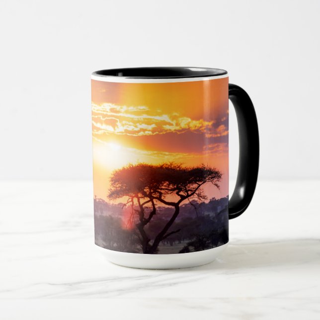Mug Safari dans le Parc National du Serengeti (Devant droit)