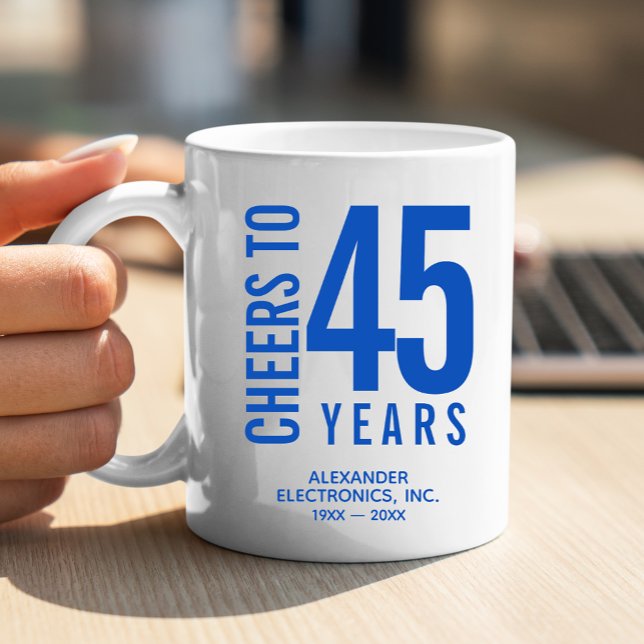 Mug Salutations à l'anniversaire d'affaires de 45 ans (Change to ANY YEAR! Lots of other colors and years pre-done for you in our collection.)