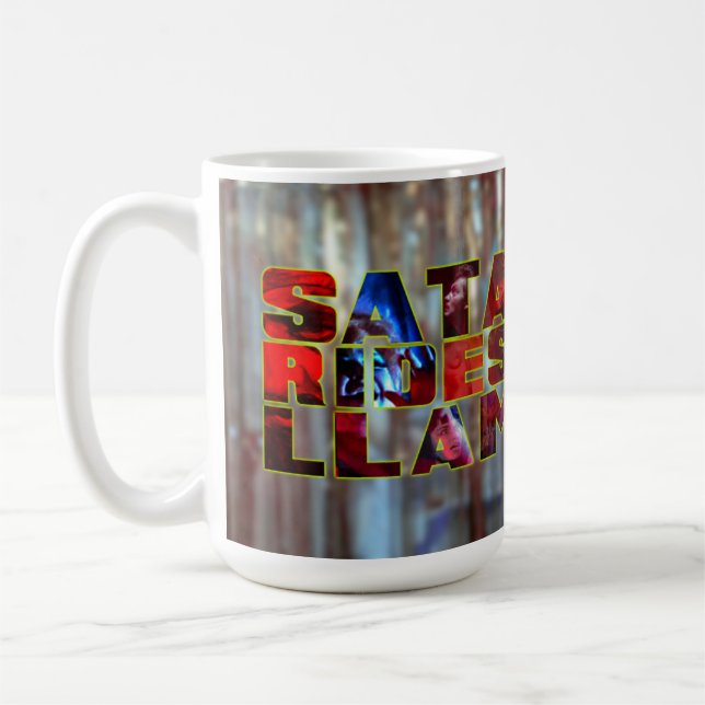 Mug Satan se déplace à Llama (Gauche)