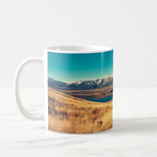 Mug Scenic view in Mt. John summit view point,  Lake T (Gauche)