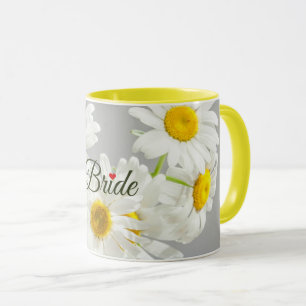 Mug Script "Mariée" sur marguerites blanches et jaunes