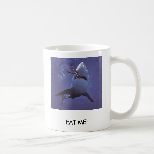 Mug shark-attack1, ME MANGENT ! (Droite)
