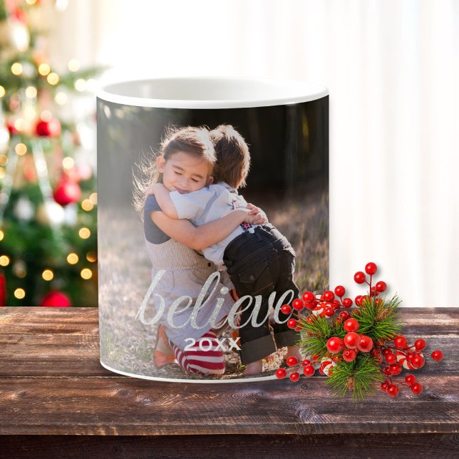 Mug Silver Sparkly Believe Script Photo de Noël (Créateur téléchargé)