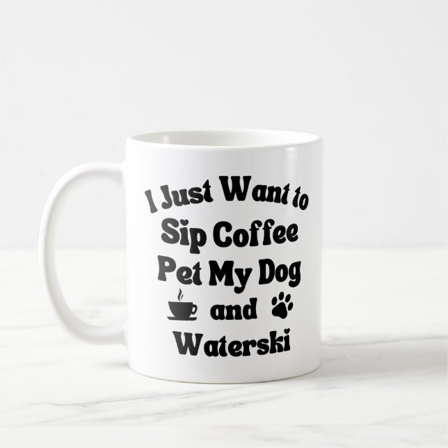 Mug Sirotez du café, faites passer mon chien et du ski (Gauche)
