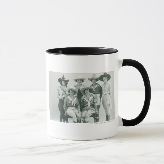 Mug Six cow-girls dans les casquettes et les ceintures (Droite)