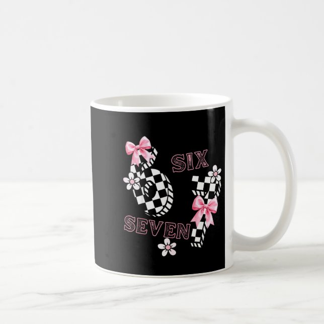 Mug Six Seven 6 7 Checkered Cute Coquette Bow Girly 67 (Droite)