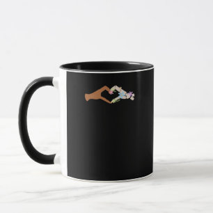 Mug Skeleton Hands Heart Show Basic