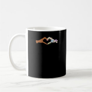 Mug Skeleton Hands Heart Show Basic