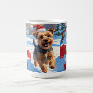 Mug Skye Terrier courant dans la neige avec un chapeau