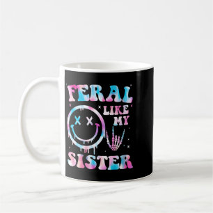 Mug Sœur férocement féminine comme une sœur drôle Sarc