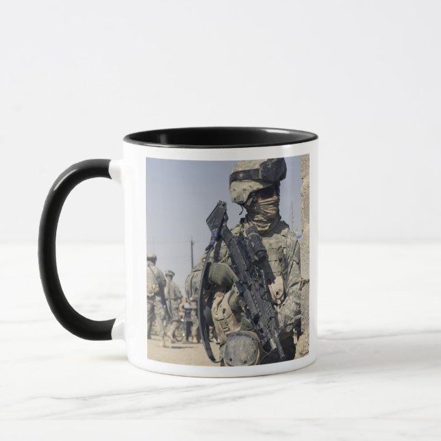 Mug Soldat armé d'un MK-48 (Gauche)