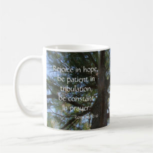 Mug Soleil par le pin, l'espoir de vers de bible et la