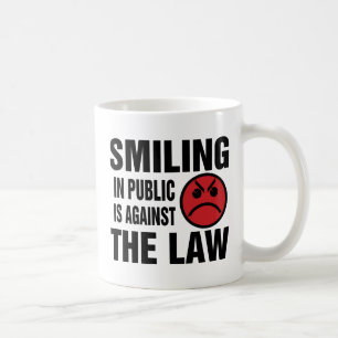 Mug Sourire en public est contre la loi