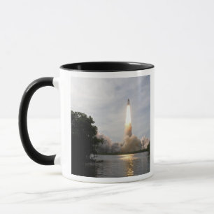 Mug Space Shuttle Endeavor se lève sur 4