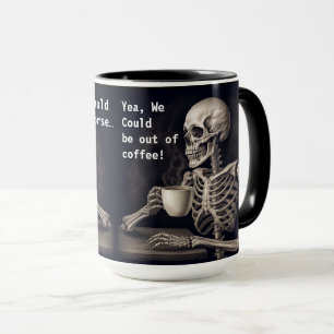 Mug Squelette buvant du café avec une mule d'ami