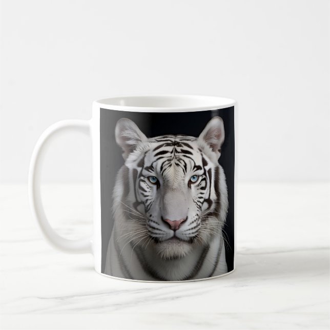 Mug Superbe photographie en studio d'un tigre blanc (Gauche)
