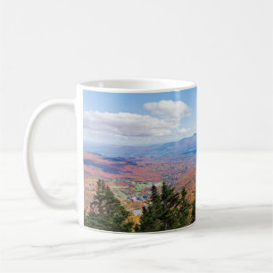 Mug sur le mont mansfield surplombant stowe
