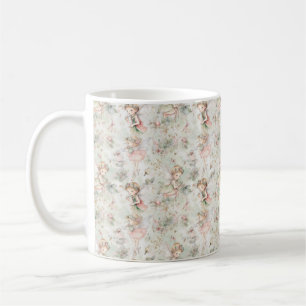 Mug sur un champ de fleurs papillon fille dans une cou