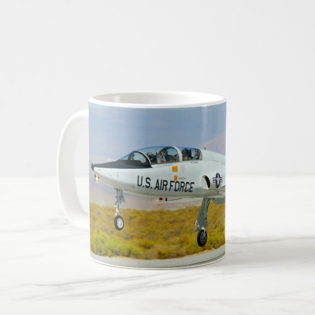 MUG T-38C TALON (Devant gauche)