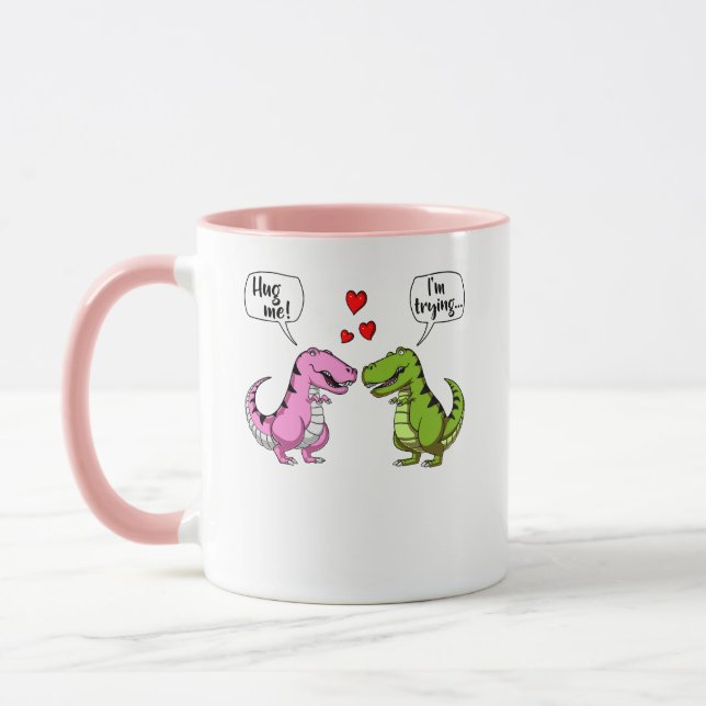 Mug T-Rex Dinosaur Me Serrer Dans Un Couple Amusant (Gauche)