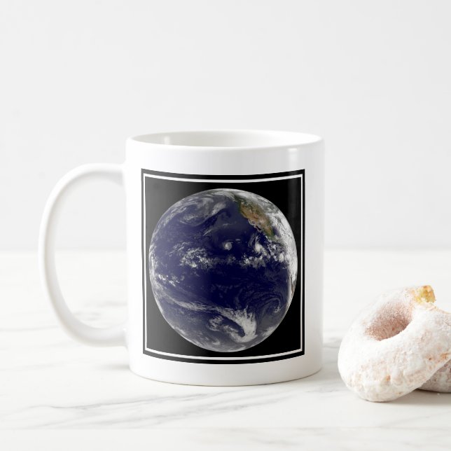 Mug Terre Avec Trois Cyclones Tropicaux Dans Le Pacifi (Avec donut)
