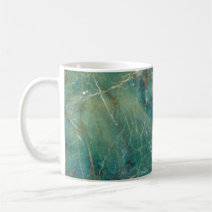Mug texture en marbre vert malachite, structure détai