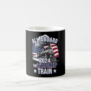 Mug Tous à bord du train Trump Trump 2024 Patriotique 