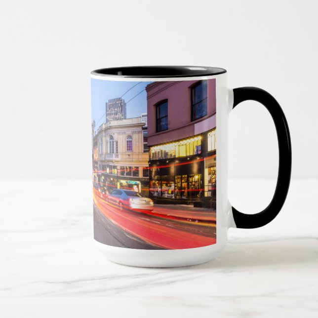 Mug Trafic de flou de mouvement de la plage de San Fra (Droite)