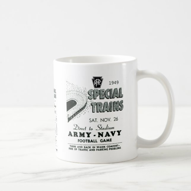 Mug Trains de jeu de marine d'armée par (Droite)