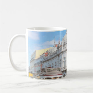 MUG TRAMWAY JAUNE SUR ROUTE