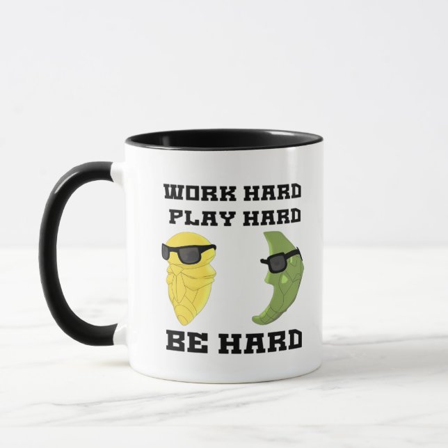 Mug Travailler dur, jouer si dur, être dur classique (Gauche)