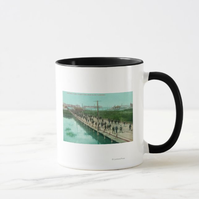 Mug Travailleurs de triage de la marine américaine en  (Droite)