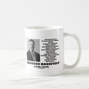 Mug Triomphes puissants de choses de défi de Theodore