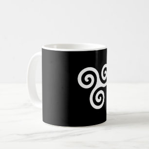 MUG TRISKELION TRIPLE CELTIQUE SPIRAL