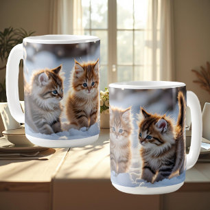 Mug Trois adorables chatons jouant dans la neige, mign