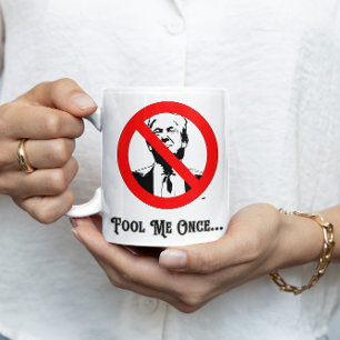 Mug Trompez-Moi Une Fois Anti-Trump