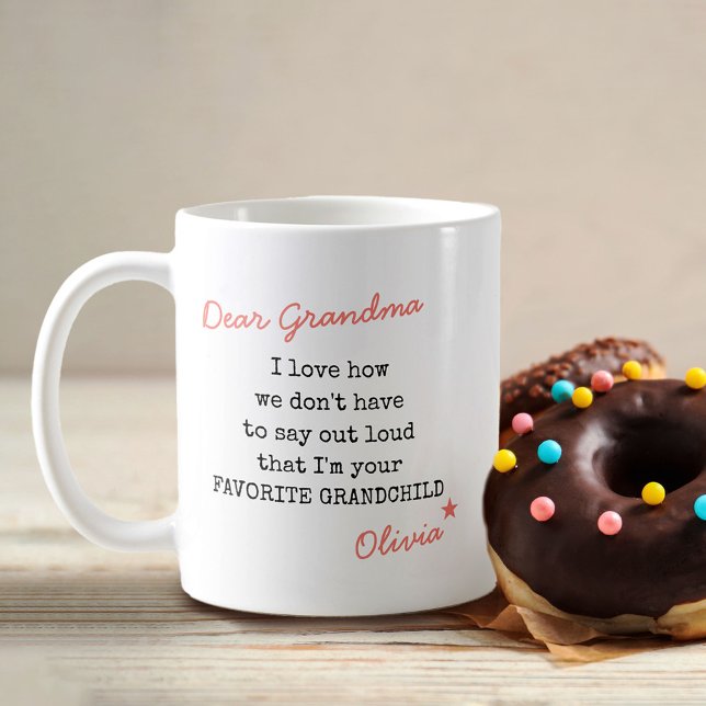 Mug Typographie de Grandma Favorite Grandchild Typogra (Créateur téléchargé)