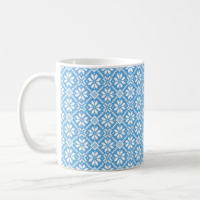 Mug Ukrainian traditional vushuvanka folk pattern blue (Gauche)