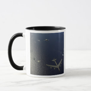 Mug Un avion Stratofortress B-52 de l'US Air Force 2