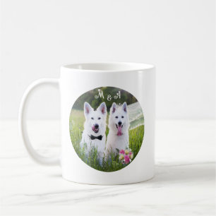Mug Un couple romantique de chiens qui se marient